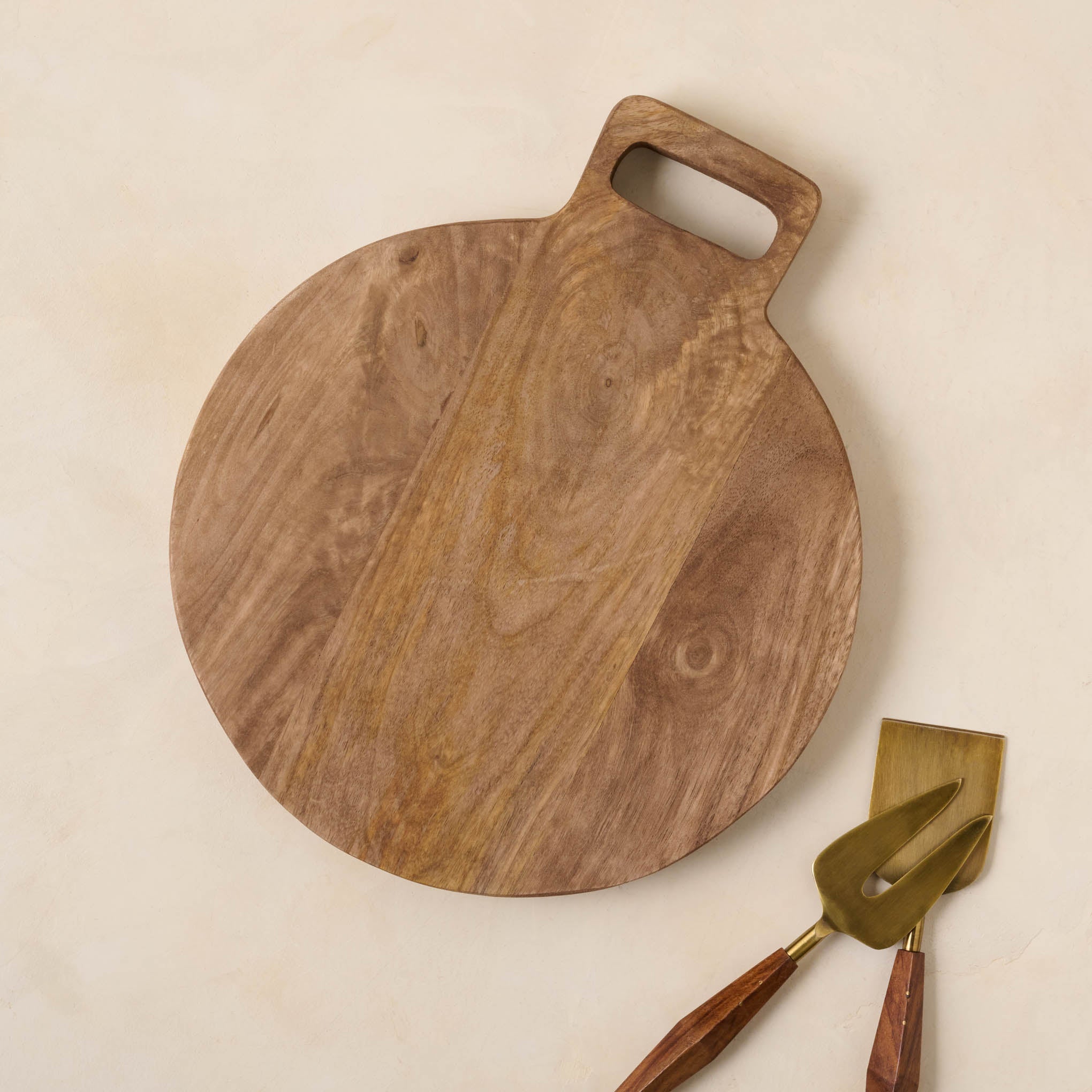 Mango Wood Round Bread Board small size