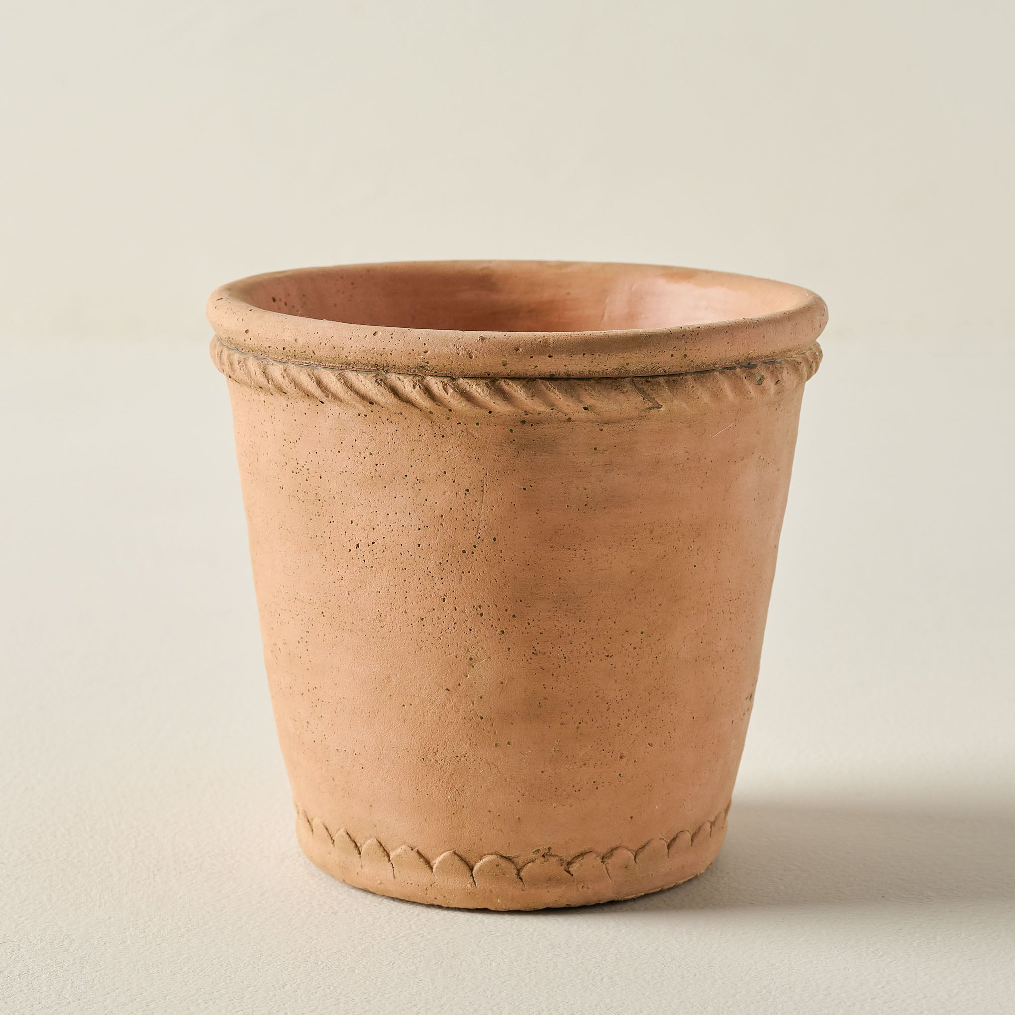 Terracotta Garden Roped Edge Pot