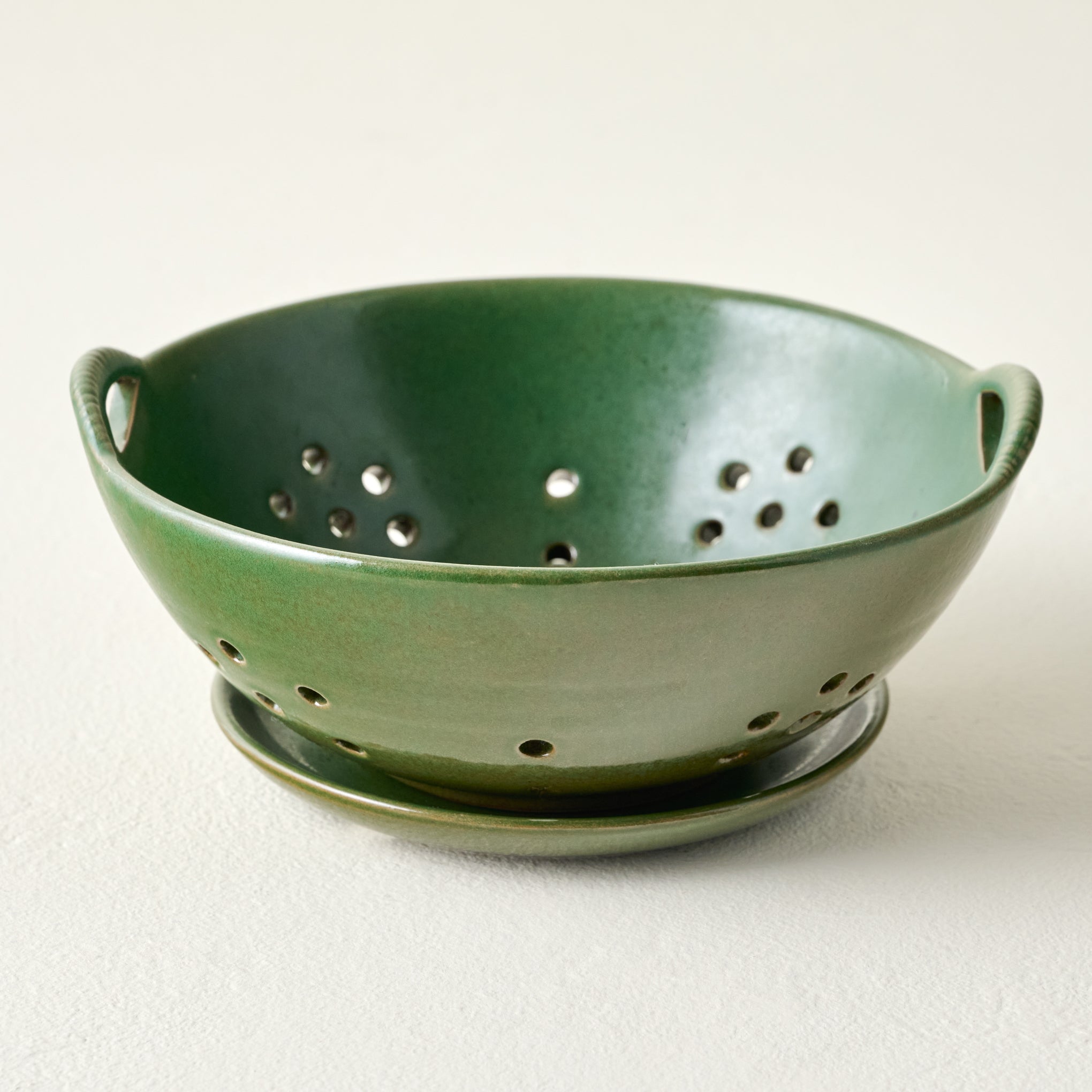 Maribel Green Colander + Plate