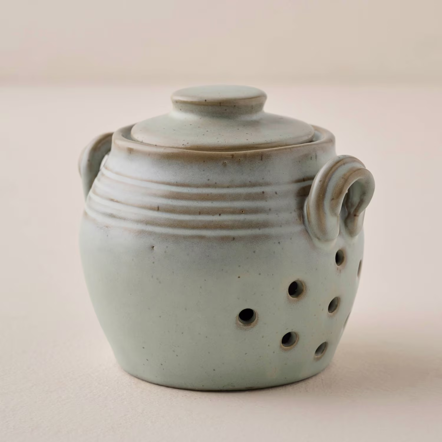 French Grey Garlic Keeper
