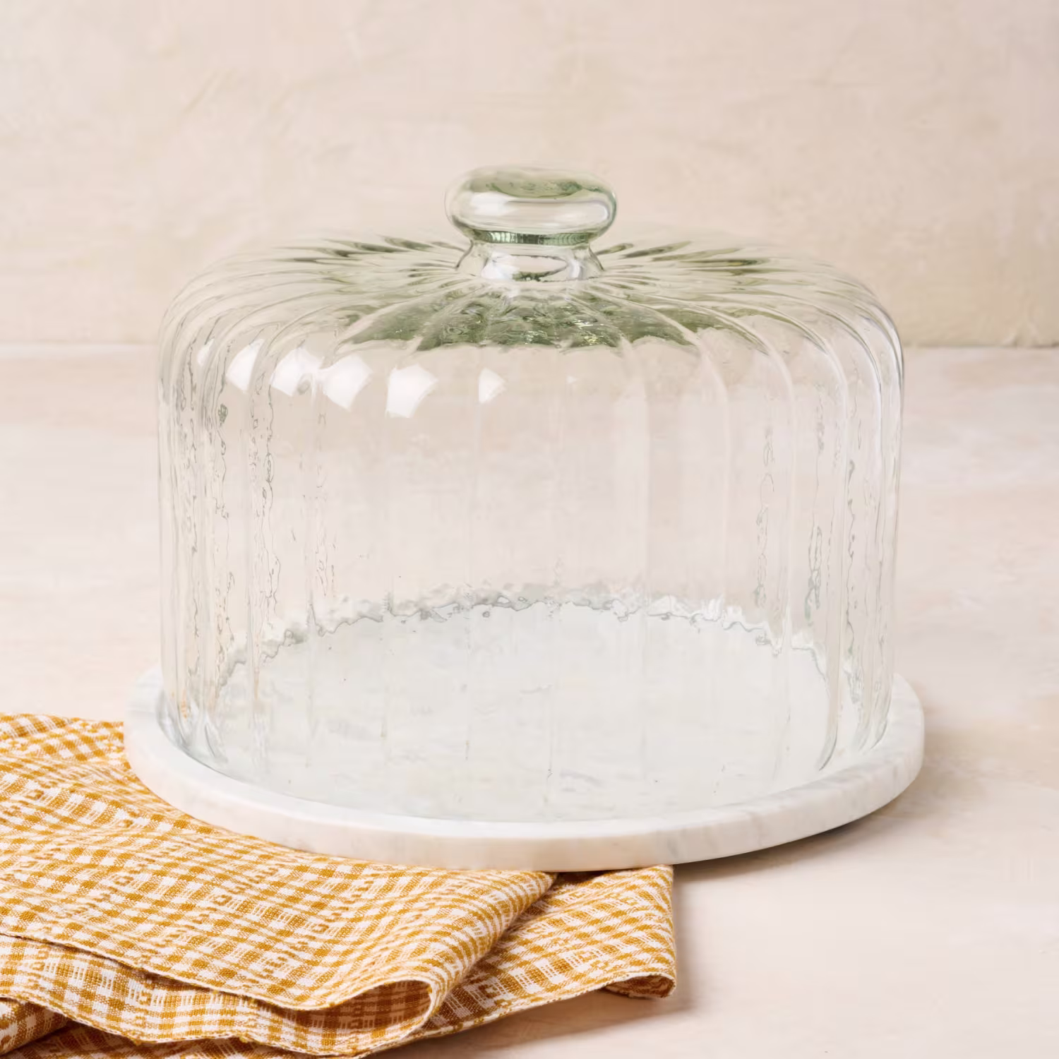 White Marble Fluted Cake Dome