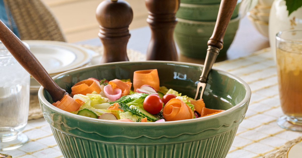 Vintage-Inspired Green Mixing Bowl Set of Two