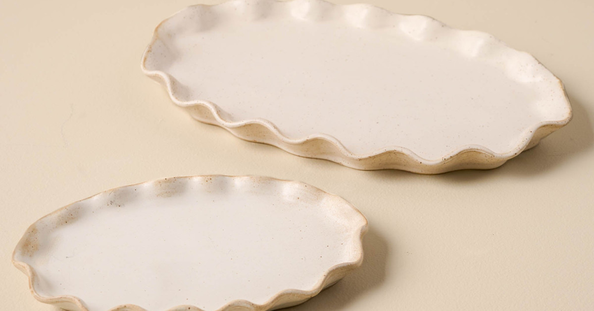 Ceramic Ruffled Tray