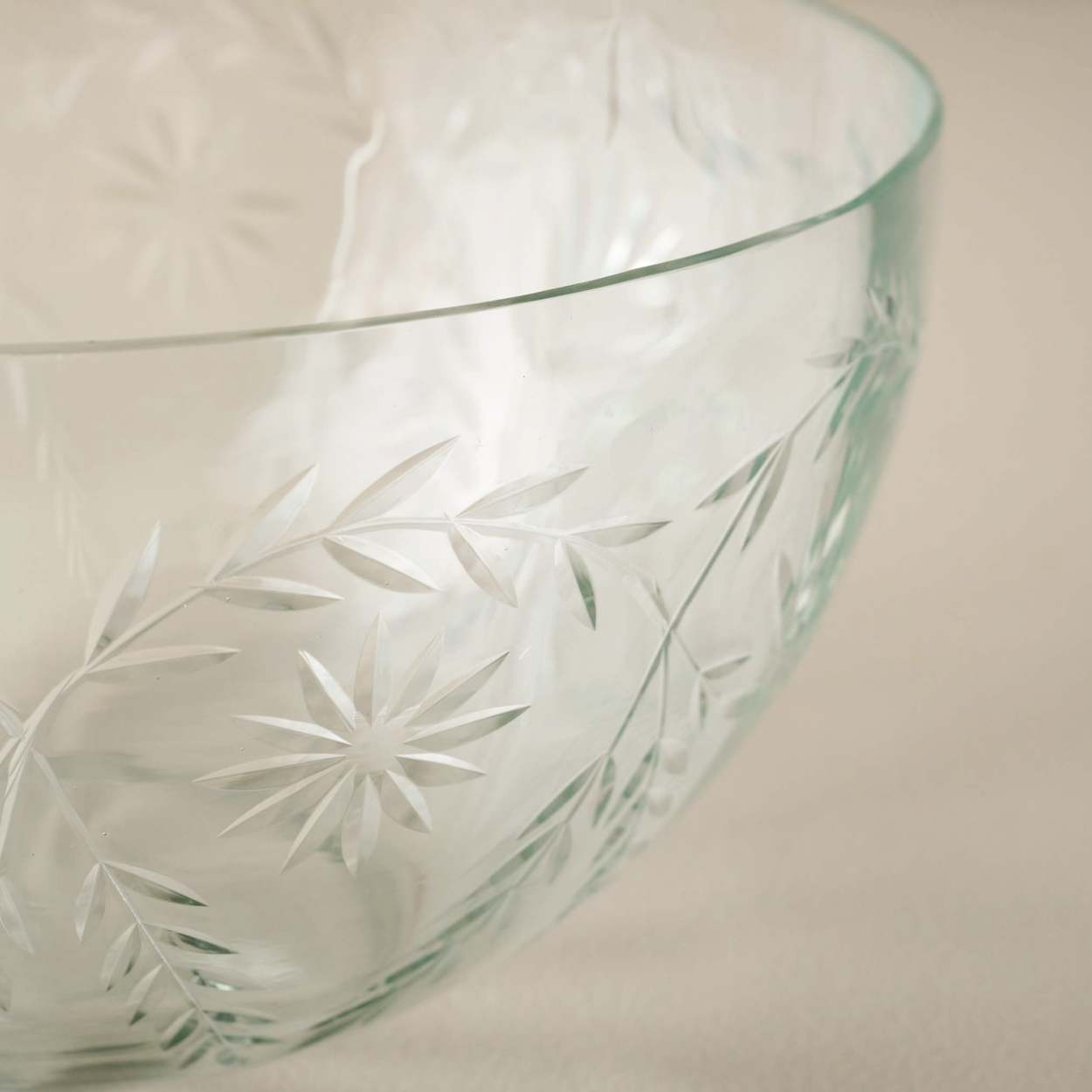 Glass Mixing Bowl - Magnolia