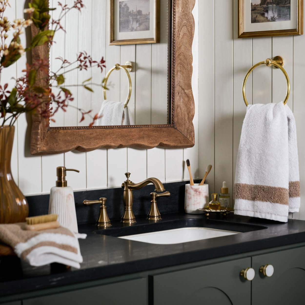 Black and brass towel ring clearance
