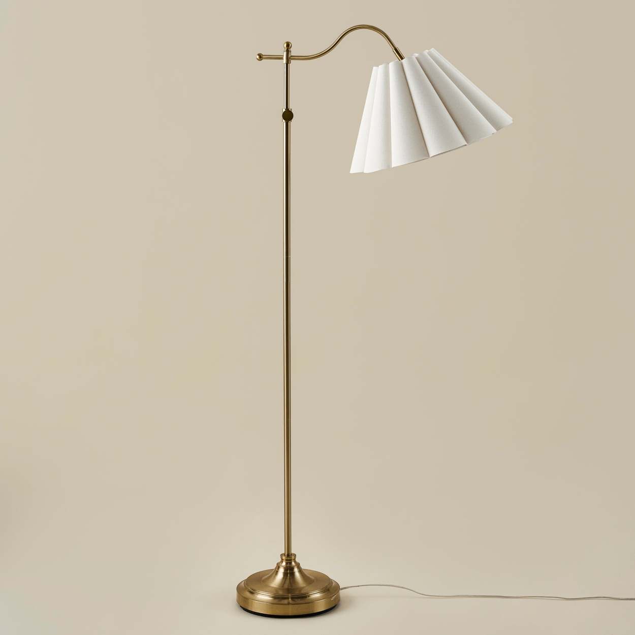 Scalloped floor lamp on sale