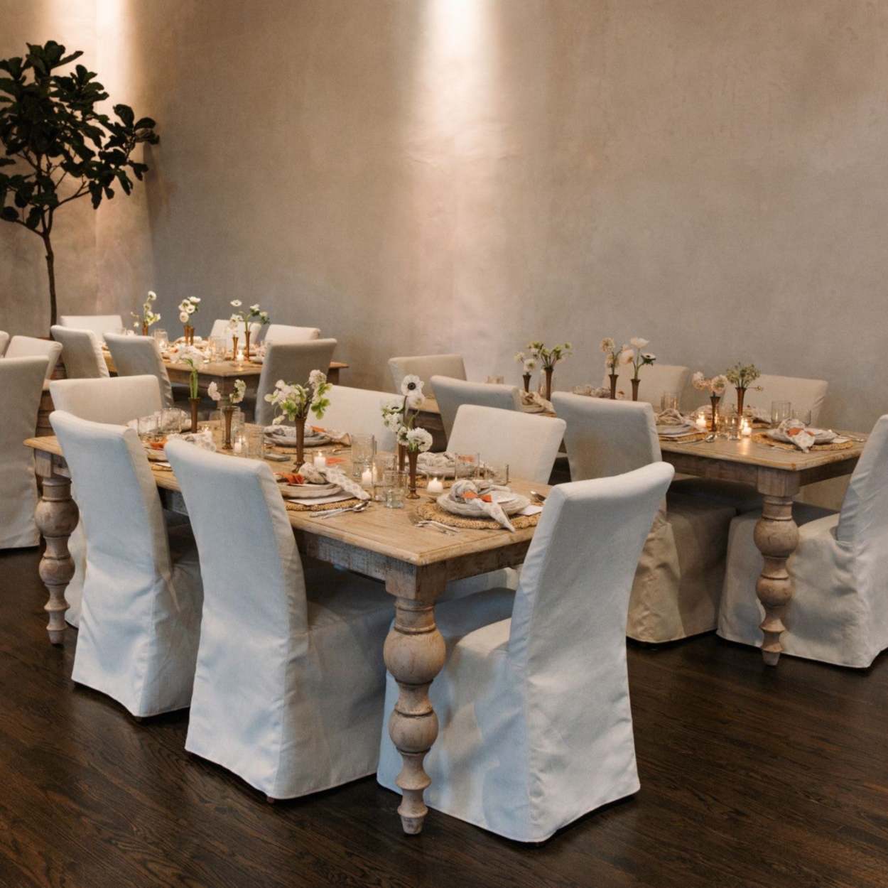 Jeannette Dining Table Magnolia