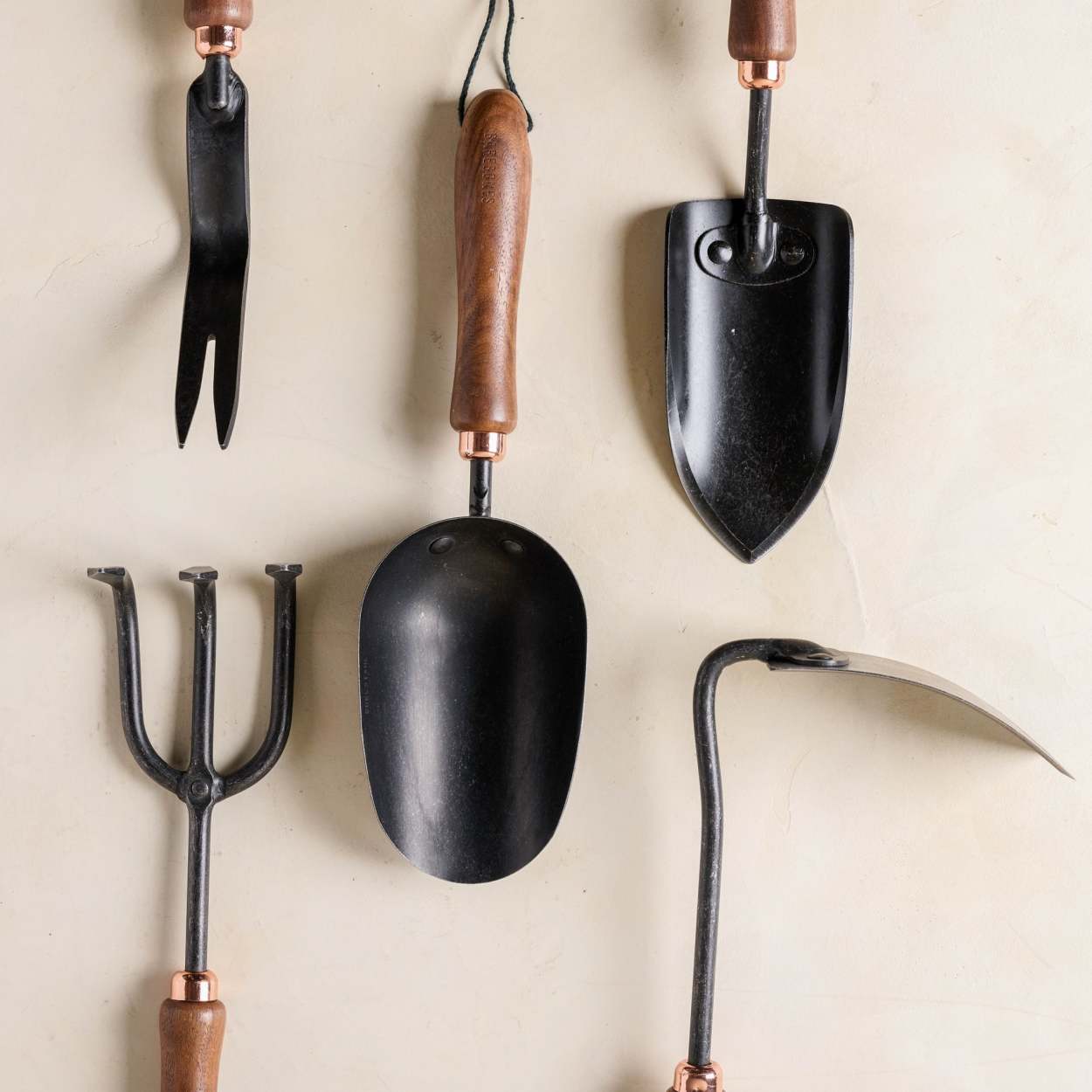 Gardening Square Hoe Magnolia