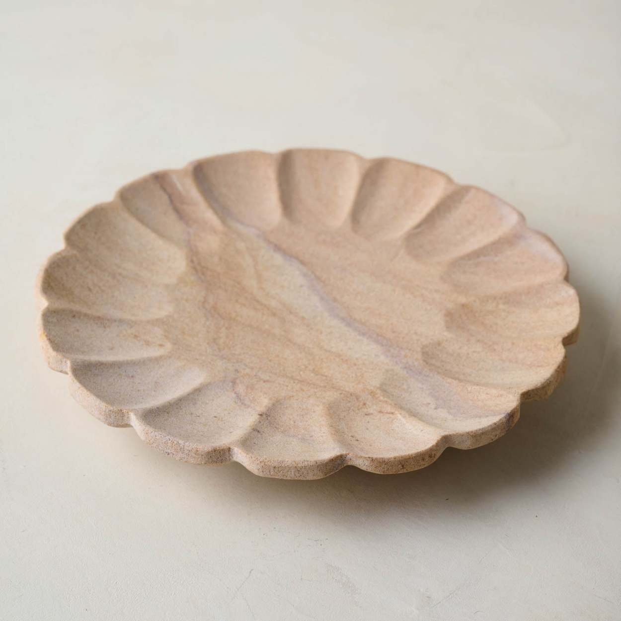 Sandstone Scalloped Trinket Dish - Magnolia