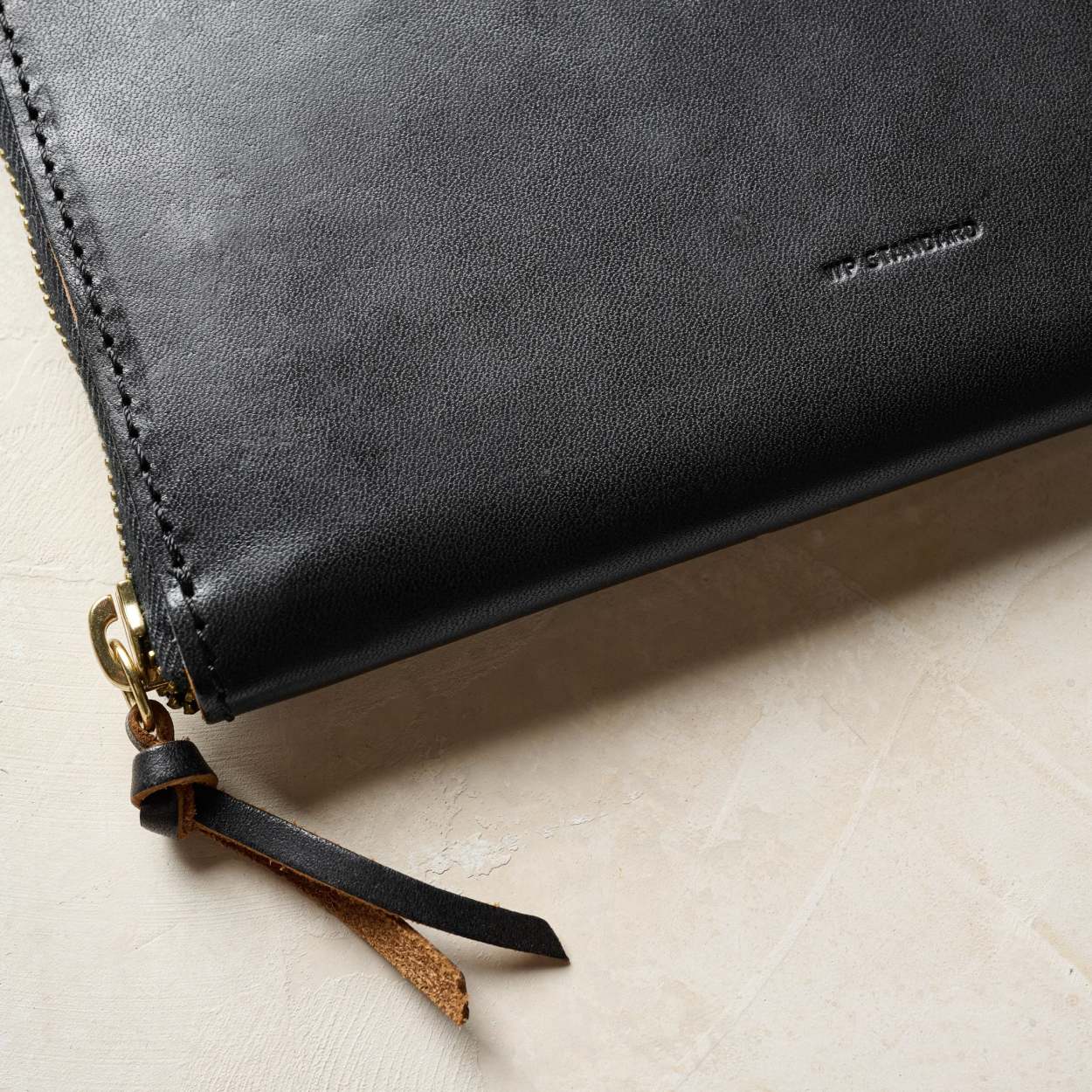 Medium Zipped Wallet Grey Metallic Leather