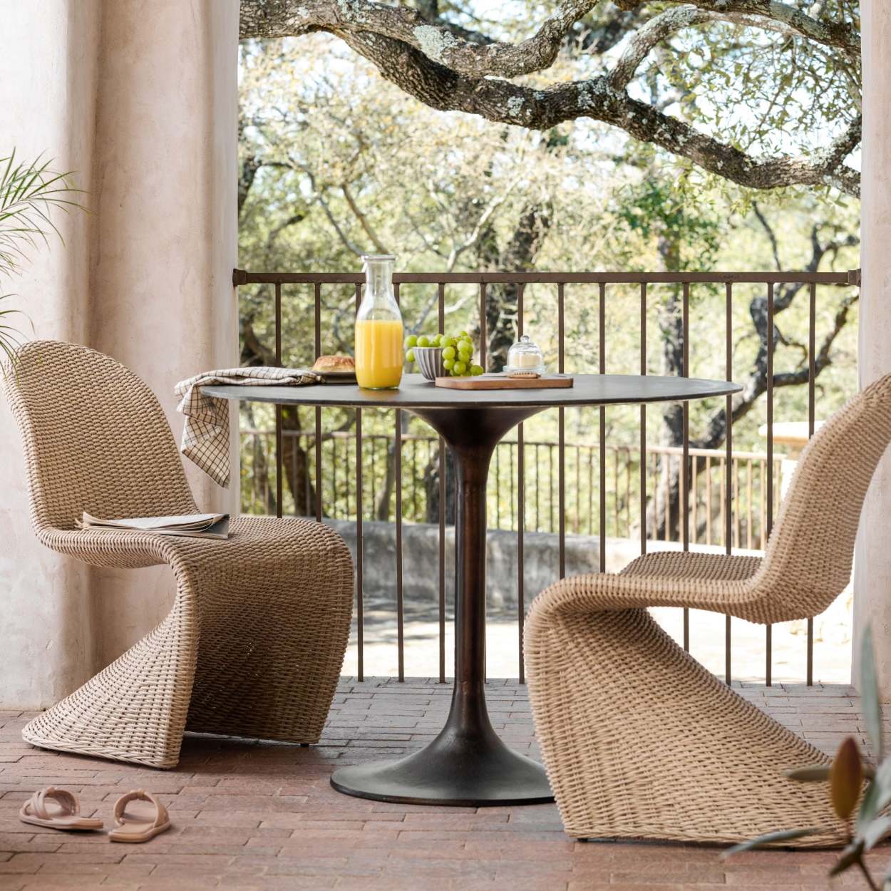 Portia outdoor occasional outlet chair
