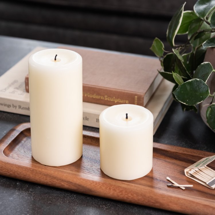 Magnolia Birch WoodWick® Medium Hourglass Candle - Medium