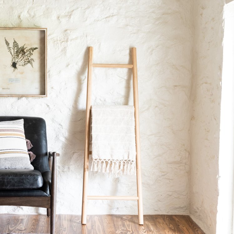Gholson Wooden Ladder